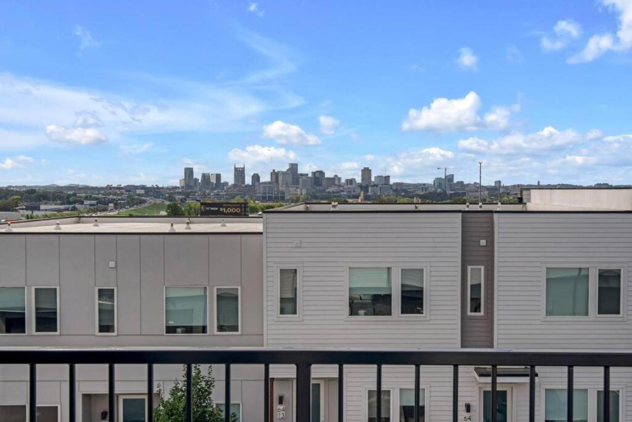Big New And Modern With Skyline View Mural And Ping Pong Nashville Exteriér fotografie